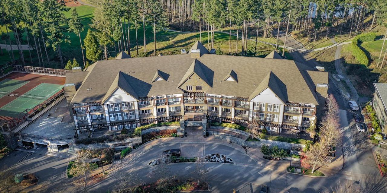 Fairways Hotel On The Mountain Лангфорд Экстерьер фото